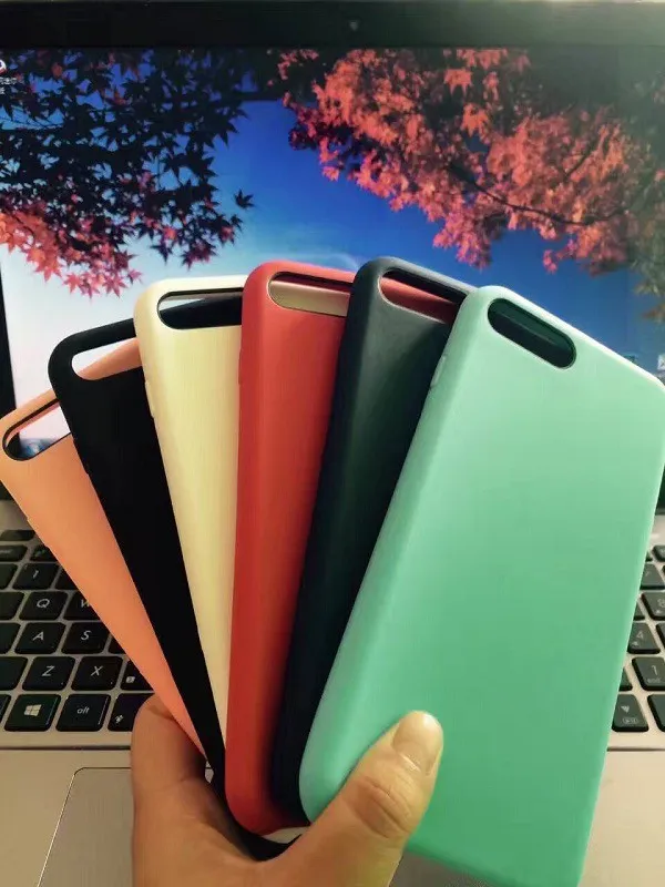 Изображение Чехол накладка для iphone 7/8 Plus (5.5) силикон тонкий матовый черная фото Чехол накладка для iphone 7/8 Plus (5.5) силикон тонкий матовый черная