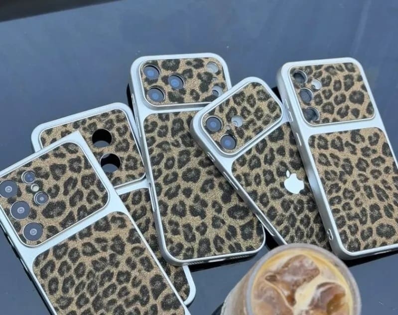 фото Чехол накладка для iphone 16 Pro Max (6.9) силикон+пластик леопардовая коричневая