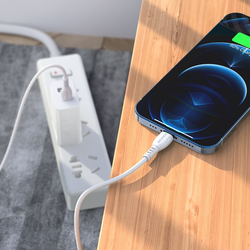 Кабель для зарядки iP Lightning to Type-C Borofone BX51 PD 12W белый