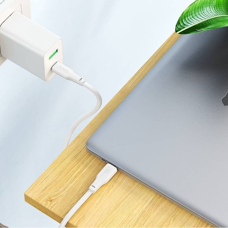 Кабель для зарядки Type-C to Type-C HOCO X93 PD 240W 1м белый Кабель для зарядки Type-C to Type-C HOCO X93 PD 240W 1м белый