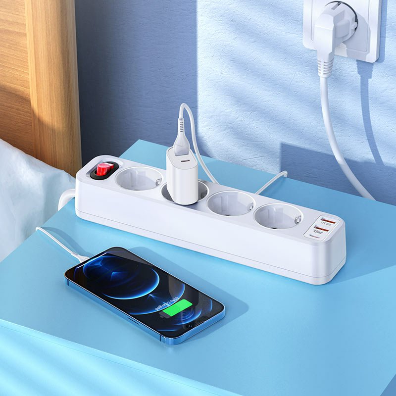 Сетевой фильтр HOCO NS1 4 гнезда + 2USB QC3.0 + PD 20W Type-C USB-C 1.8м белый
