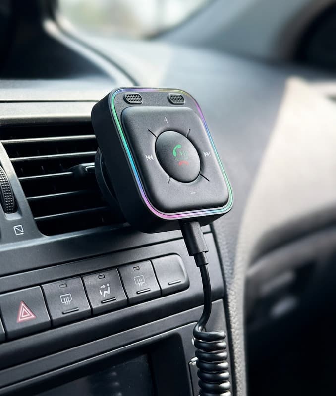 фото Блютуз aux FM трансмиттер bluetooth адаптер ресивер Joyroom JR-CB3 черный