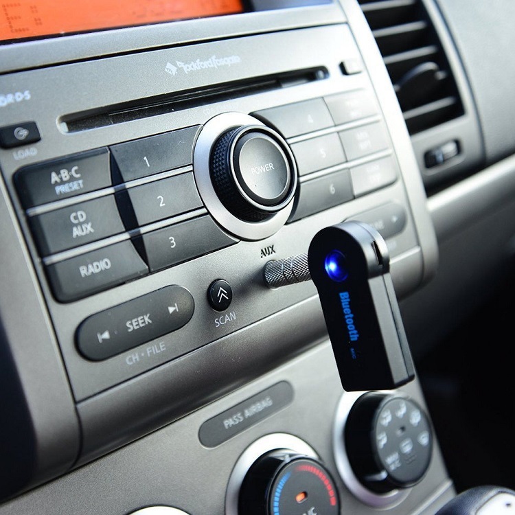 Изображение Блютуз aux FM трансмиттер bluetooth адаптер ресивер Ealdom ET-M6 сайта akstel.ru фото Блютуз aux FM трансмиттер bluetooth адаптер ресивер Ealdom ET-M6