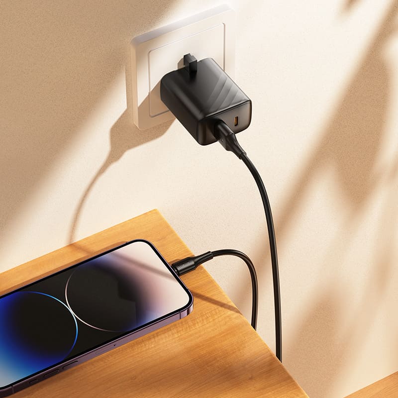 Кабель для зарядки iphone Lightning HOCO X120 2.4A 1м силиконовый белый