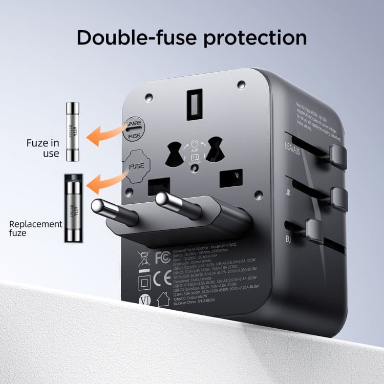 фото Универсальное зарядное устройство адаптер Joyroom JR-TCW01 17W EU/US/JP/AU/UK Type-C USB-C+3USB 10A черный
