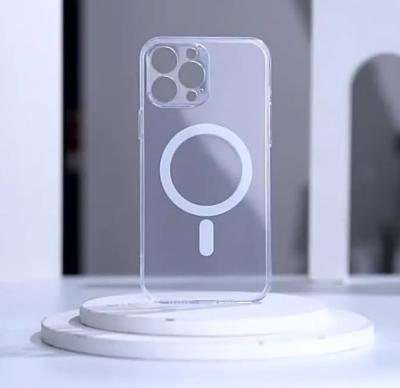 Чехол накладка для iphone 16 (6.1) S силикон+пластик с магнитом с защитой камеры прозрачная