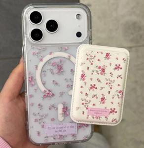 Чехол накладка для iphone 17 Pro (6.3) силикон+пластик с магнитом для magsafe и магнитным картхолдером белый с цветами