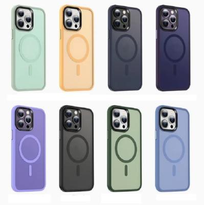 Чехол накладка для iphone 15 Pro Max (6.7) силикон+пластик с магнитом для magsafe прозрачно-матовый серая
