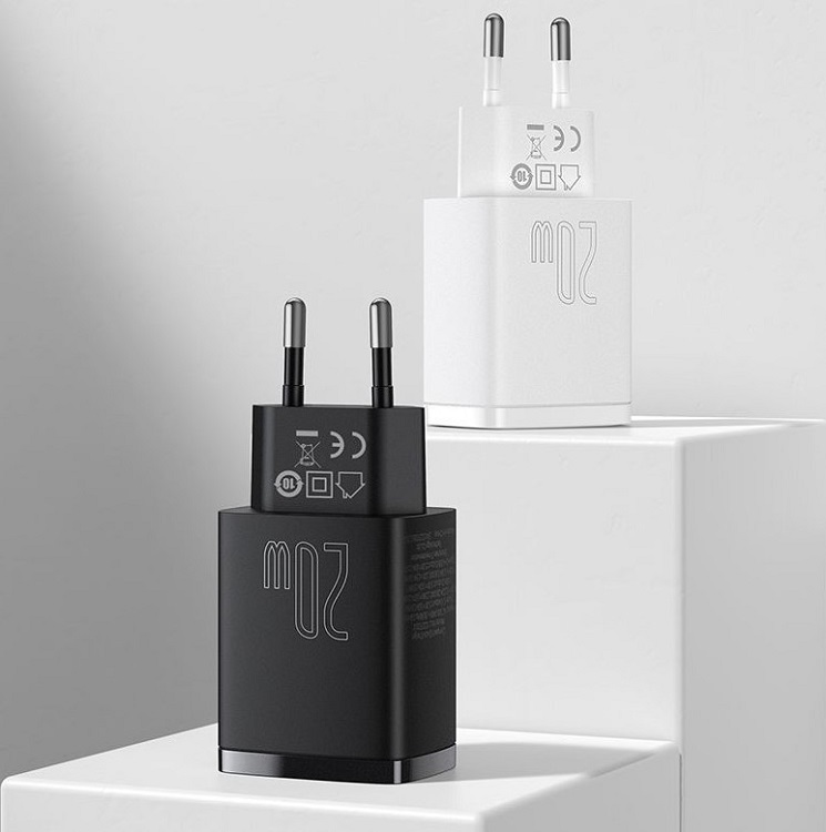 фото Сетевое зарядное устройство Адаптер Блок питания Baseus Compact PD 20W+QC3.0 / Type-C USB-C+USB белое CCXJ-B02
