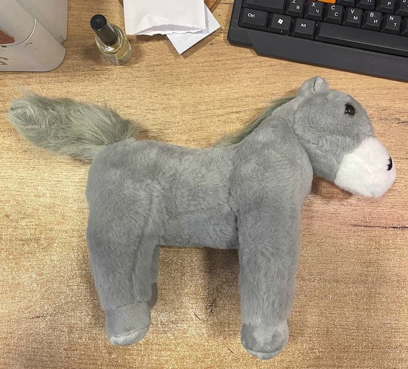Мягкая игрушка лошадь серая