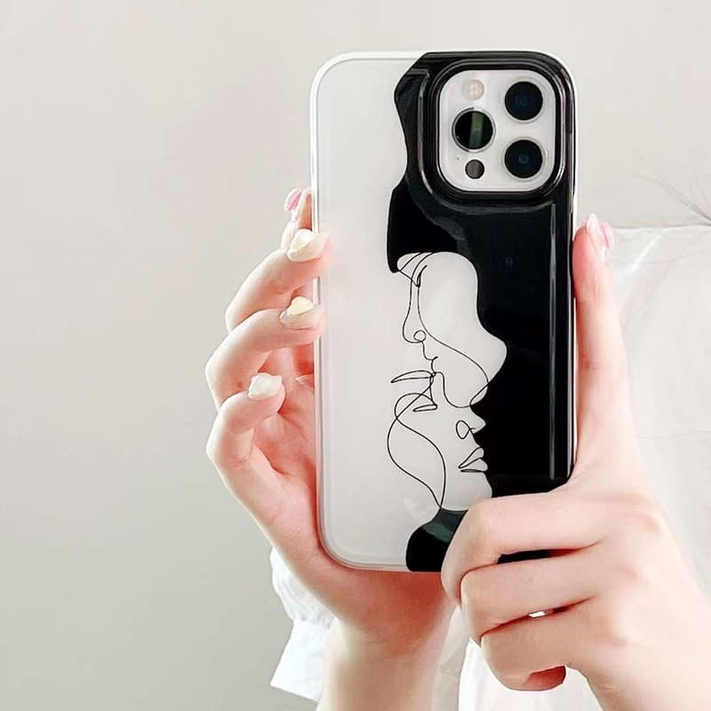 фото Чехол накладка для iphone 13 Pro (6.1) силикон черты лиц черным на прозрачном матовом