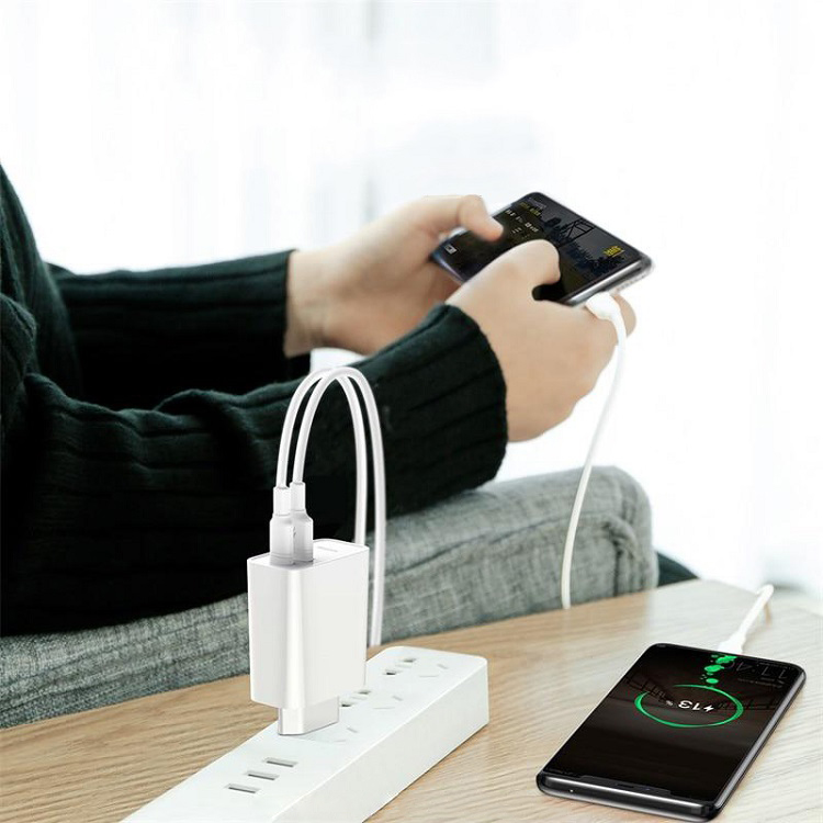 фото Сетевое зарядное устройство Адаптер Блок питания Baseus Speed PD 30W+QC3.0 Type-C USB-C+USB белое CCFS-C02