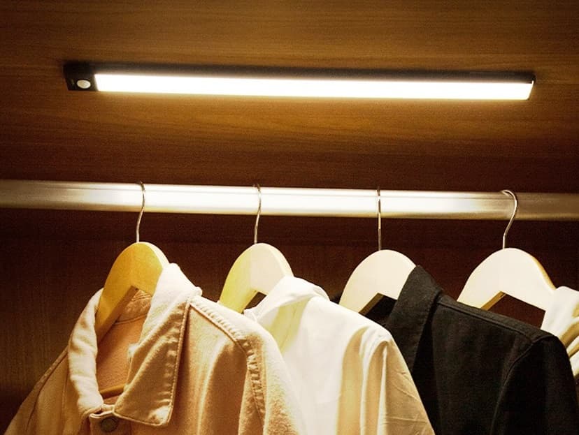 Беспроводной светильник с датчиком движения Yeelight Motion Sensor Closet Light A40 15.7d 2700K черный YLCG004