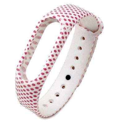 Ремешок для Mi Band 5/Mi Band 6/Mi Band 7 розовые точки на белом