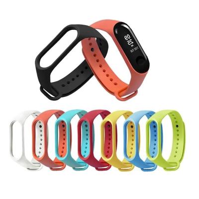 Ремешок для Mi Band 5/Mi Band 6/Mi Band 7 светло-салатовый