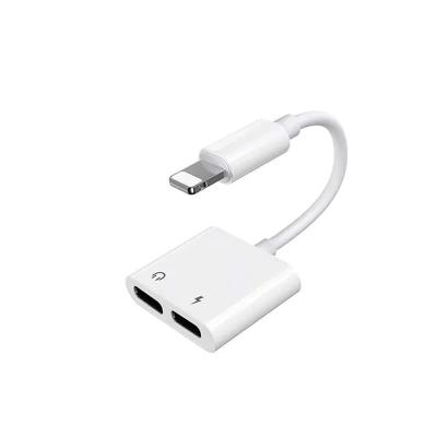 Аудио адаптер переходник для наушников iphone с Lightning на 2 Lightning Joyroom S-Y104 1.5A белый
