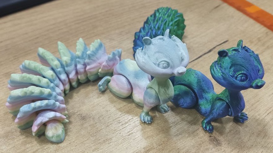 Подвижная игрушка 3D белка 19см