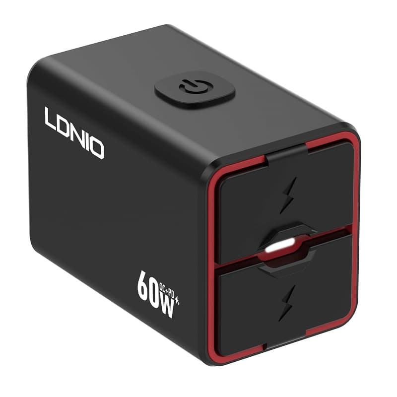 фото Зарядное устройство для мотоцикла LDNIO C108 60W PD 30W+QC3.0 + кабель Type-C to Type-C водонепроницаемое IPX6 черное