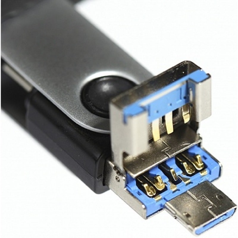 Изображение Флеш-накопитель Smartbuy TRIO 3in1 OTG USB 3.1/Micro USB/Type-C USB 128Gb Изображение Флеш-накопитель Smartbuy TRIO 3in1 OTG USB 3.1/Micro USB/Type-C USB 128Gb