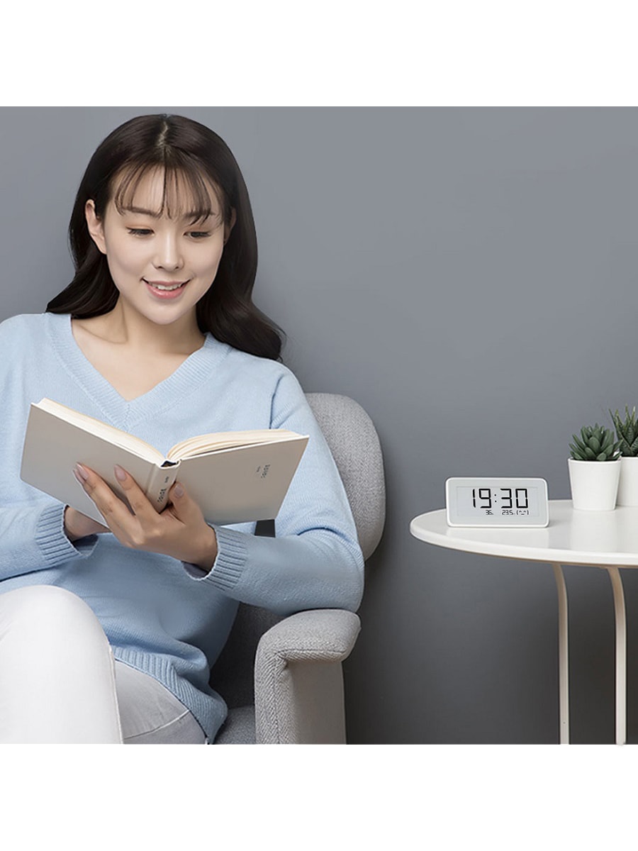 Датчик температуры и влажности Xiaomi Mijia Temperature And Humidity Monitor Digital Clock PRO белый с часами