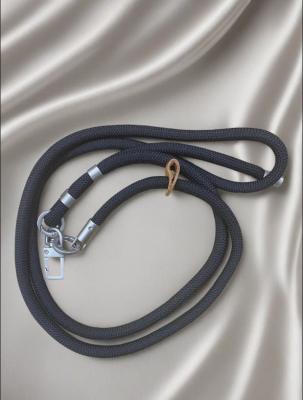 Шнурок держатель для телефона на шею регулируемый с карабином 160см черный