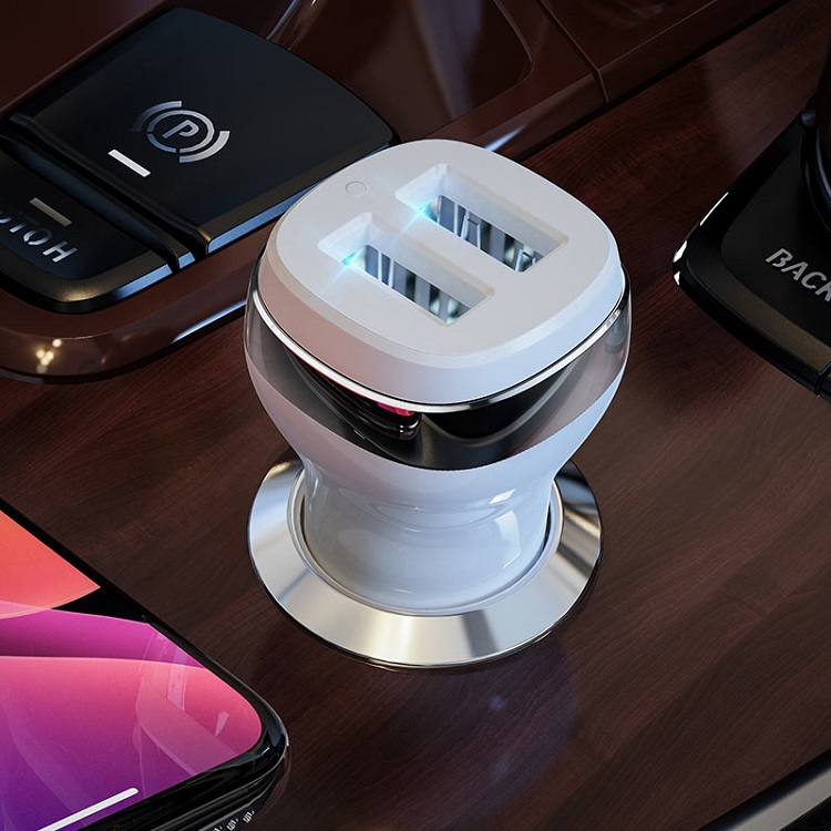 Изображение Автомобильное зарядное устройство + кабель Lightning 8 pin HOCO Z40 2USB 2,4A белый фото Автомобильное зарядное устройство + кабель Lightning 8 pin HOCO Z40 2USB 2,4A белый