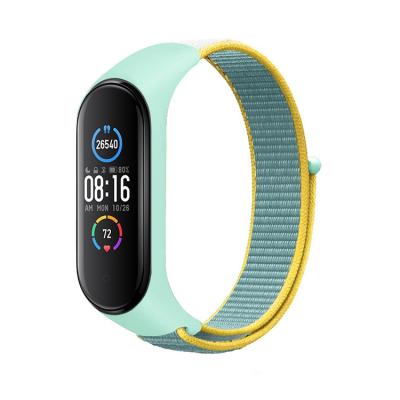 Ремешок для Mi Band 5/Mi Band 6 Red Line нейлоновый ментоловый с желтой окантовкой