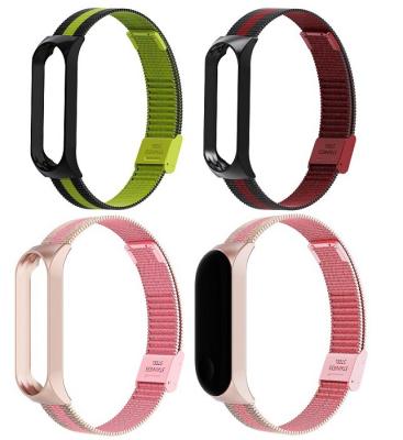 Ремешок для Mi Band 3 CBXM313 сетчатый с застежкой Pink